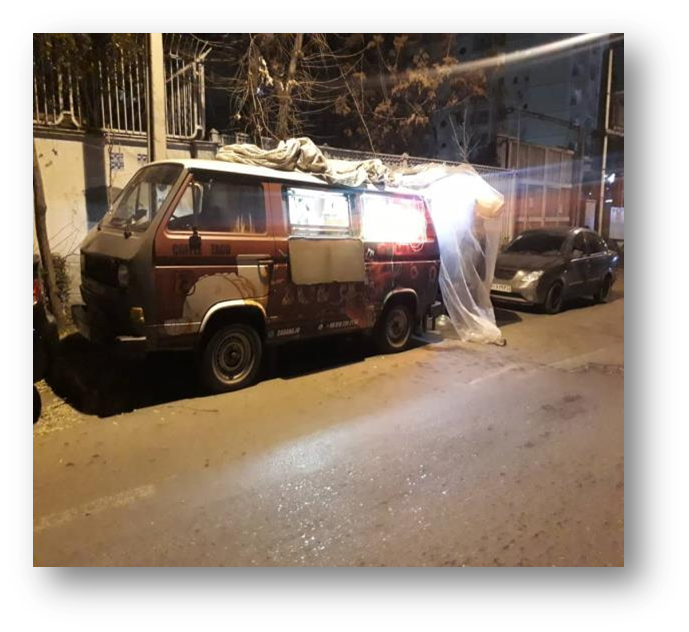 اغذیه فروشی‌های سیار در شمال تهران جمع آوری شدند