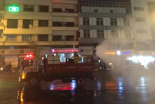 رونمایی از ۶دستگاه جدید ضدعفونی معابر در آتش‌نشانی