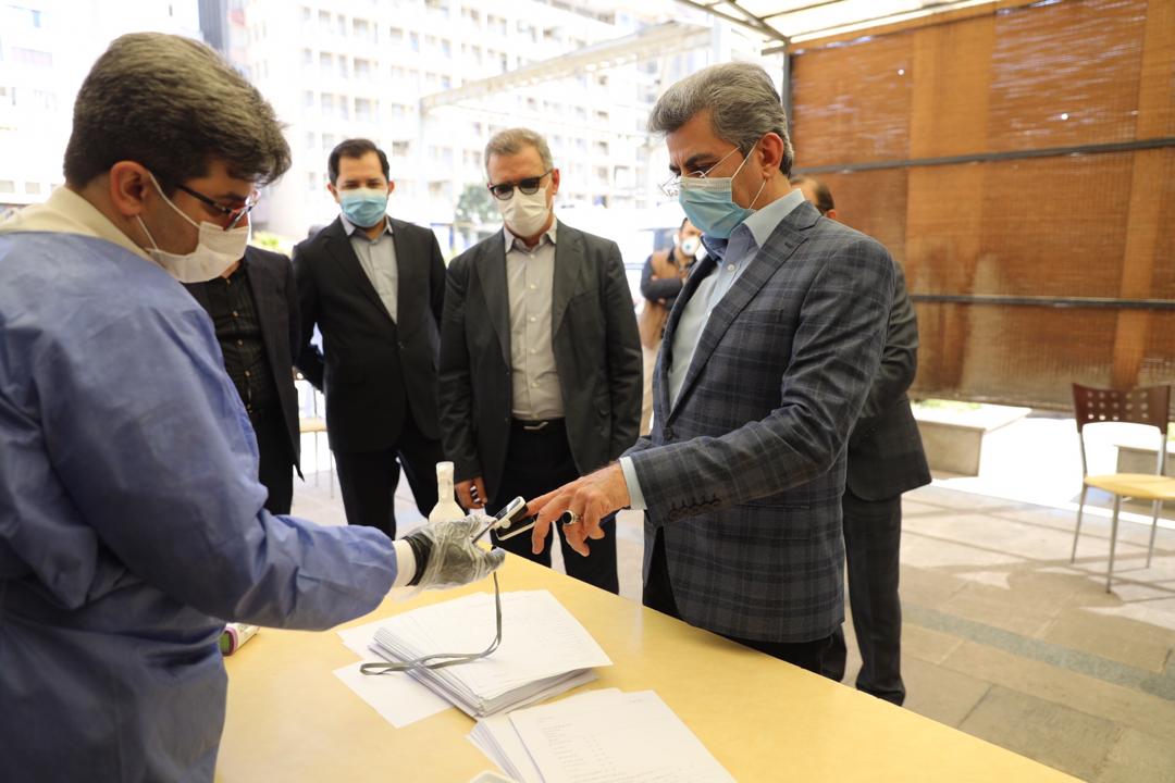 آغاز اجرای طرح غربالگری کرونا ویژه ۶۰ هزار کارمند شهرداری تهران