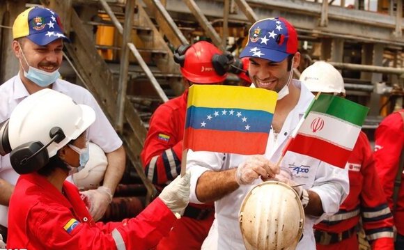 سومین نفتکش ایرانی وارد آب‌های ونزوئلا شد