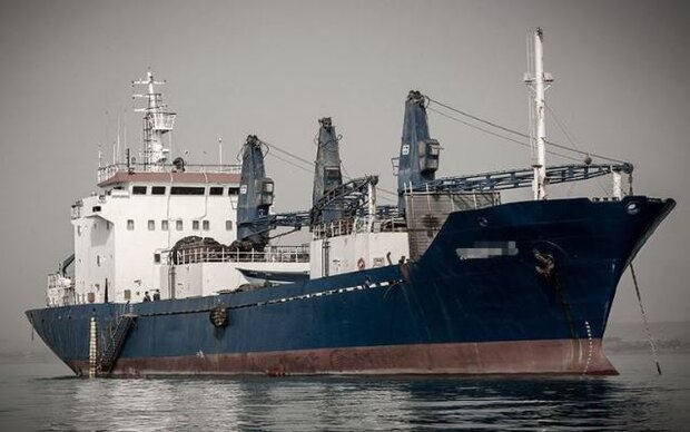 ثبت رکورد تخلیه و بارگیری ۱۴ هزار تنی کالا در یک روز در منطقه آزاد انزلی