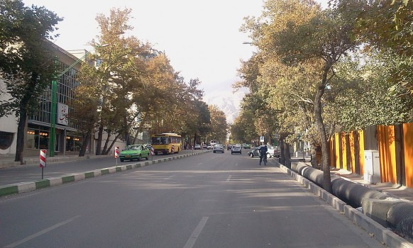 طرح مطالعاتی تاثیر اجتماعی بهسازی محیطی خیابان تیموری در منطقه۲