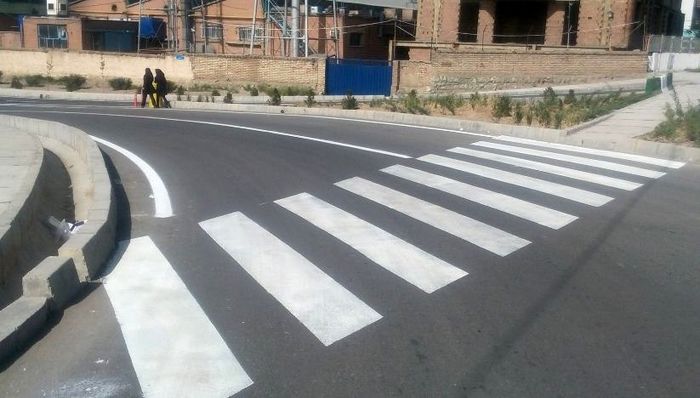 خط کشی 76 هزار متر طول از معابر در بهارانه منطقه یک