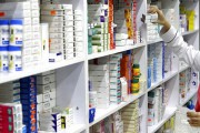اعلام تخلفات ارزی و گران‌فروشی‌های دارو به قوه قضاییه