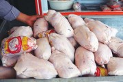 عرضه مرغ و گوشت کافی برای تنظیم بازار