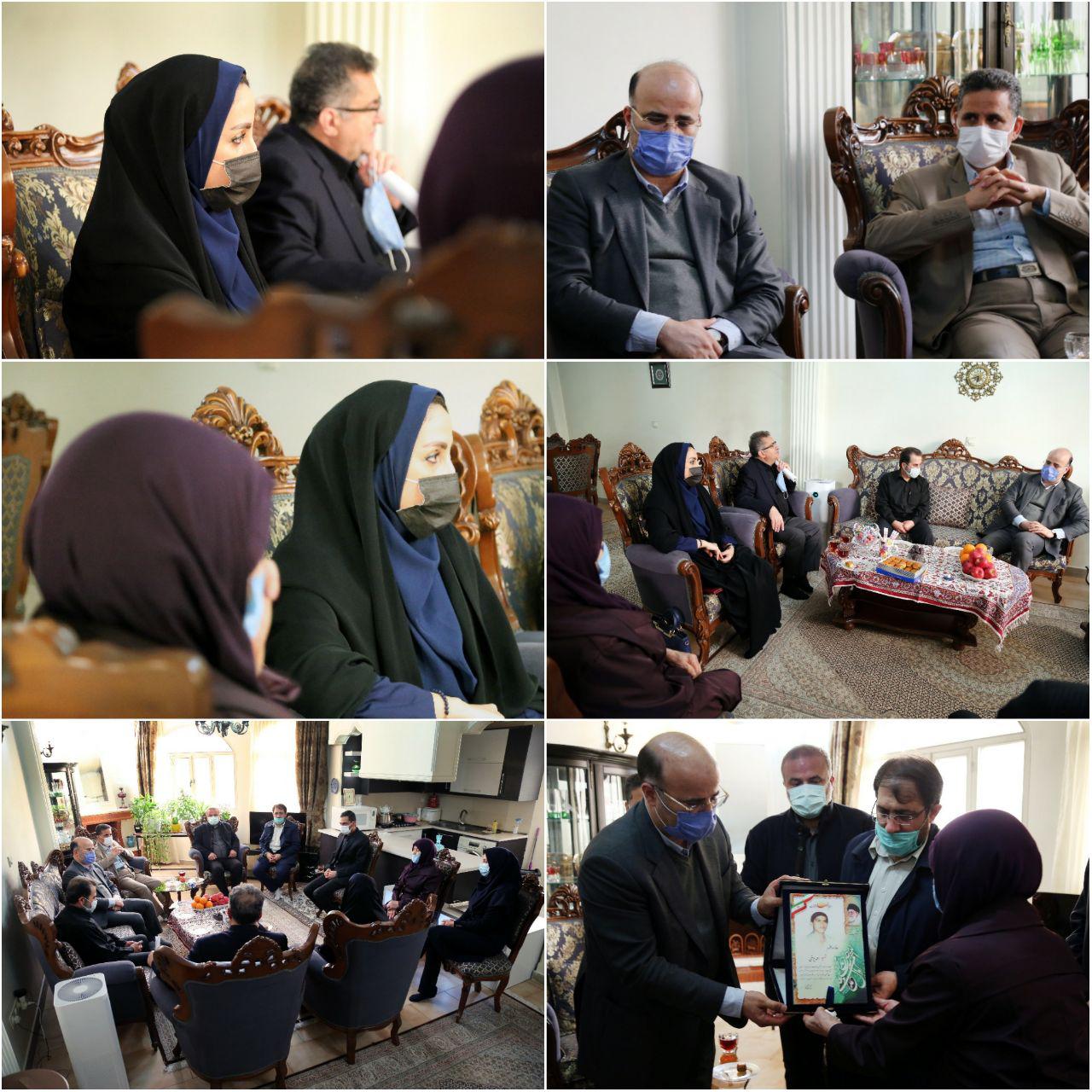 دیدار شهردار منطقه شش با خانواده معظم شهید احمد یوسفی