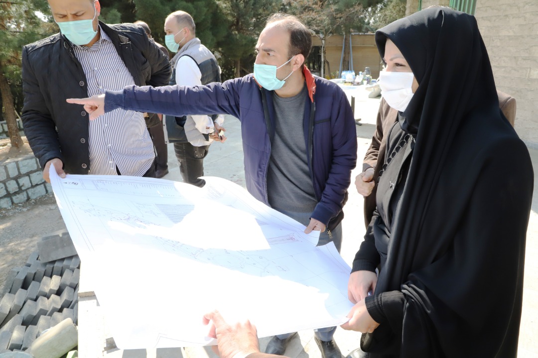 بازدید شهردار منطقه ۷ از روند اجرای پروژه های توسعه محله ای ۱۴۰۰