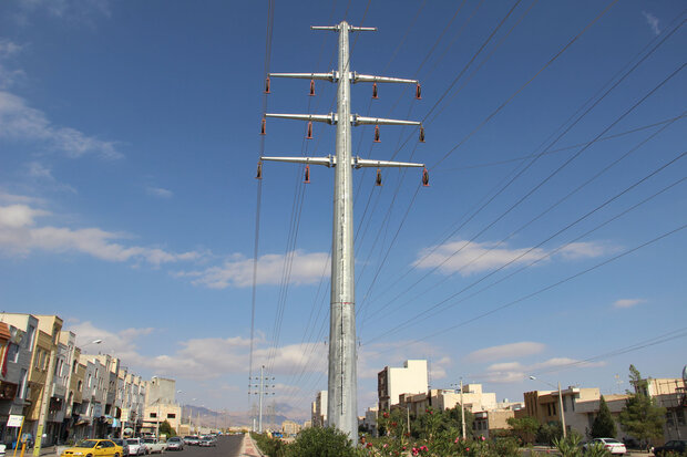 ضرورت همکاری صنایع بزرگ برای تامین برق بخش‌های عمومی کشور