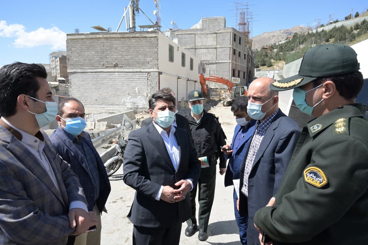 ساخت و سازهای غیر مجاز پایداری شهر را به خطر می‌اندازد