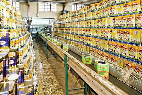 فروشگاه‌های زنجیره‌ای تولیدکنندگان را گروگان گرفته‌اند!