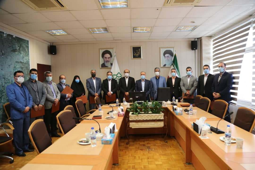 شهردار ناحیه پنج منطقه یک، در بین ۱۰ شهردار برتر تهران قرار گرفت