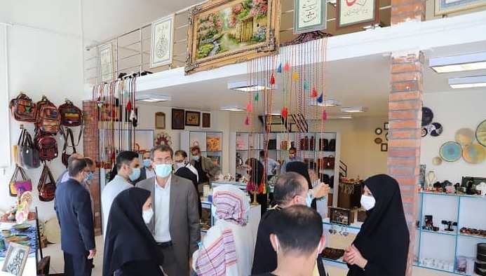 افتتاح مرکز دست آفرین و کوچه دوستی در منطقه7 