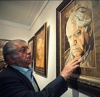 پرتره معرق “آقای بازیگر” به خانه موزه انتظامی هدیه شد