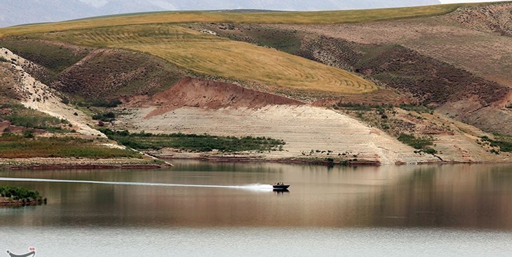 بهره‌برداری از 6800 هکتار از شبکه‌های آبیاری دشت‌های گرمسیری ایلام و کرمانشاه