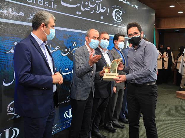 ایرانسل، لوح‌تندیس زرین رضایتمندی مشتری را دریافت کرد