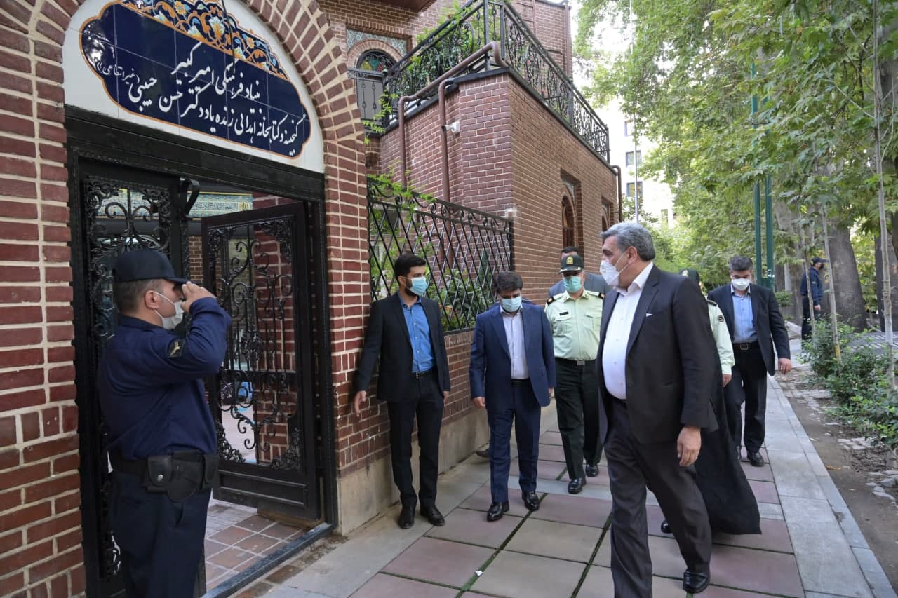 دکتر حبیبی در حفظ آثار و بناهای تاریخی کشور نقش مهمی داشت