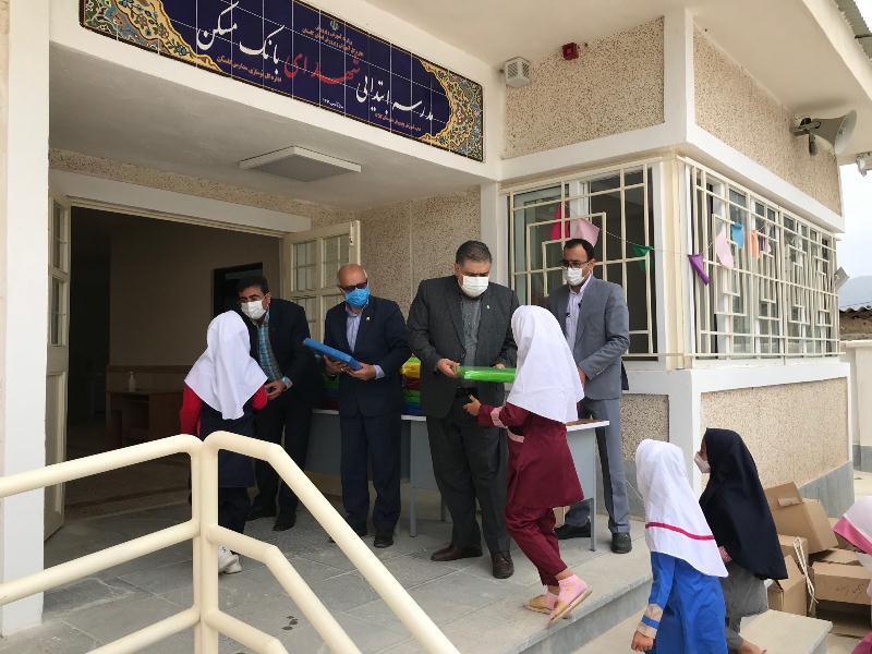 مدارس هیچ جای دنیا به ‌خاطر شیوع کرونا تعطیل نیست