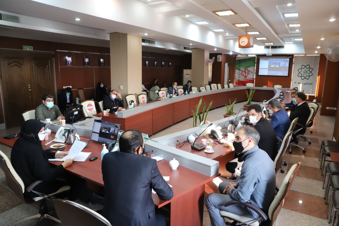 پاسخگویی شهردار و مدیران منطقه 7 به 161 شهروند از طریق تلفن 1888