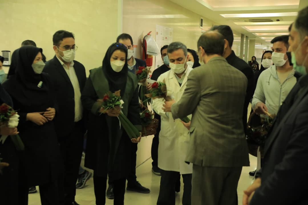 پرستاران، جهادگران پیشتاز عرصه سلامت هستند