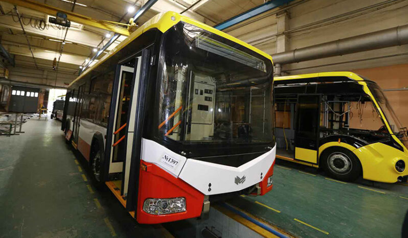 توان تولید سالیانه ۱۰۰۰ اتوبوس برقی در کشور وجود دارد