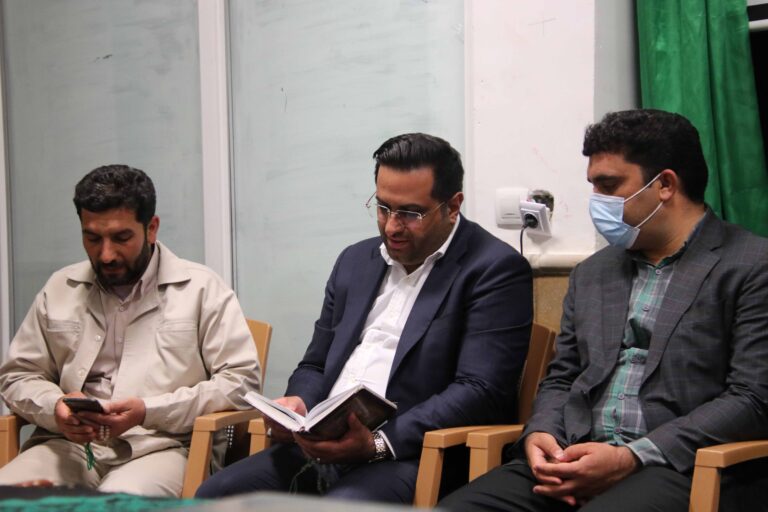 بازدید مدیرعامل مجتمع فولاد غدیر نی ریز از مرکز شبانه روزی حفظ تخصصی قرآن کریم