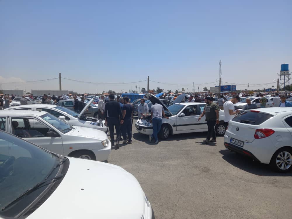 واسطه‌ها عامل اصلی ناآرامی بازار خودرو