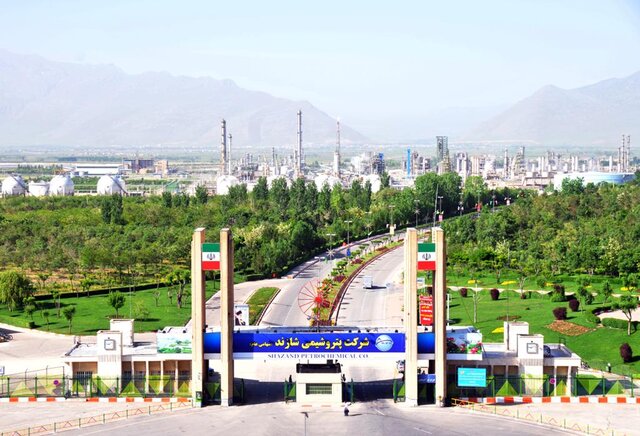 بیش از ۱.۲ میلیارد دلار ارزآوری در پتروشیمی شازند