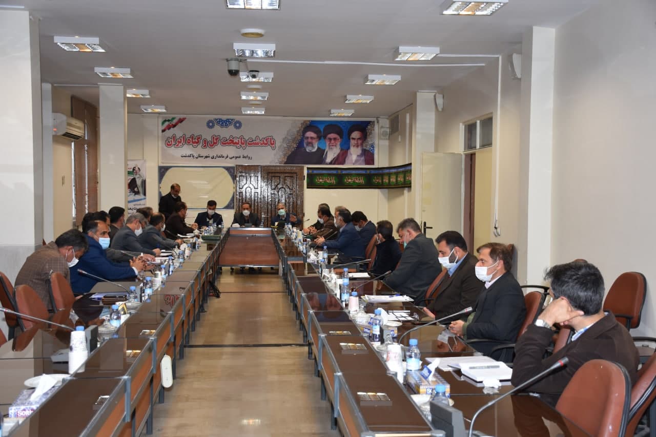 میز خدمت در محلات شمال تهران بر پا شد