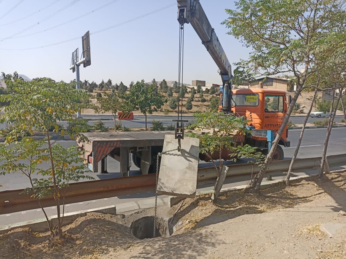 رفع خطر نقاط نا ایمن در معابر و بوستان‌ها از اولویت‌های منطقه 4 شهرداری است