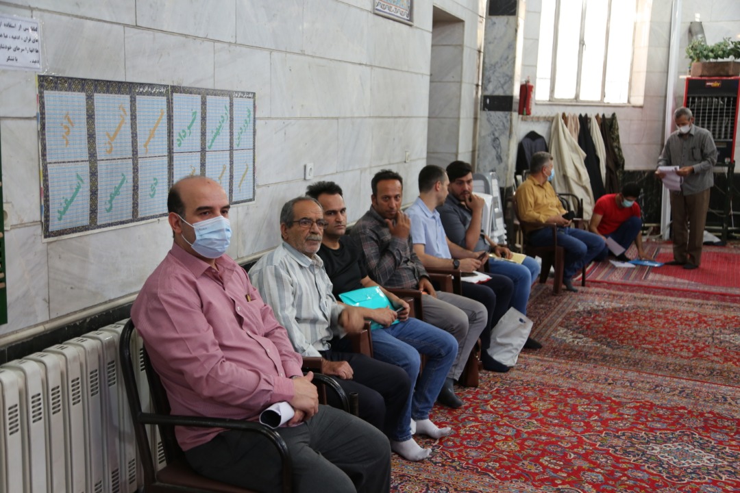 دیدار مردمی شهردار منطقه ۱۰ با شهروندان محله مرتضوی