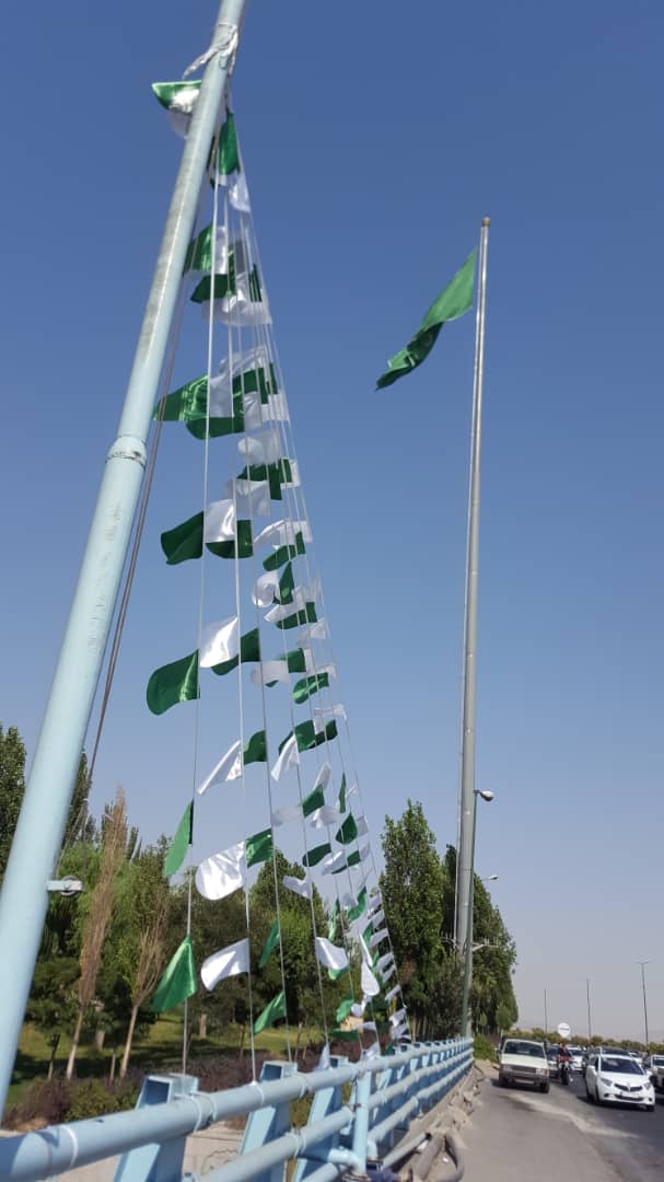 اکران سازه‌های اسلامی در منطقه 4 پایتخت