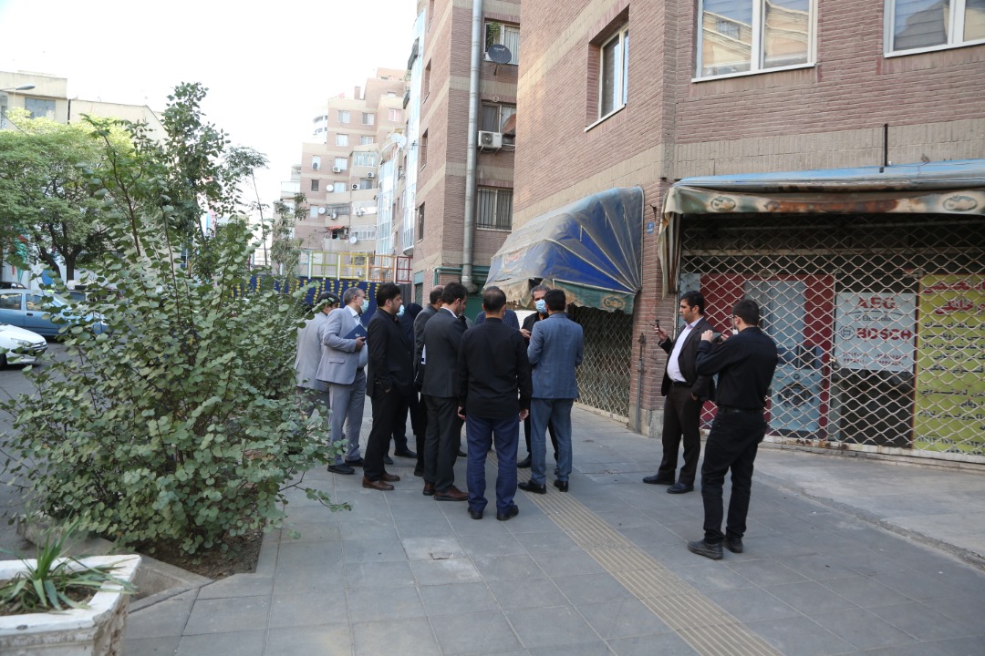 بازدید سرپرست سازمان نوسازی شهر تهران از بافت‌های فرسوده منطقه ۱۰