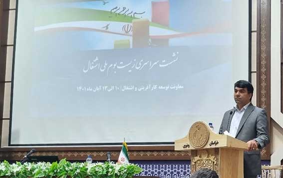 تاکید مدیرعامل بانک توسعه تعاون بر هدایت تعاونگران و کارآفرینان برای دریافت تسهیلات
