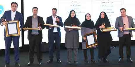 کسب دو رتبه «برتر» بیمه سامان در فرایند انتخاب «مدیر و کارمند برتر صنعت بیمه در سال ۱۴۰۱»
