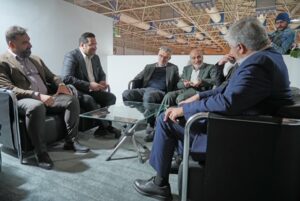 بازدید مدیرعامل مجتمع فولاد غدیر نی‌ریز از نوزدهمین نمایشگاه متافو