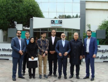 مدیرعامل بانک صنعت‌ومعدن از دو طرح صنعتی در کیش بازدید کرد