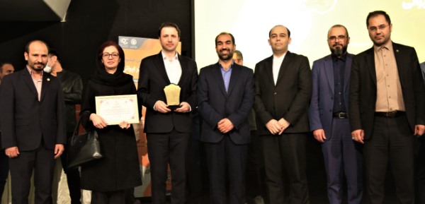 محصول”کیف پول دیجیتال کارت‌بانک پارسیان” برگزیده جشنواره نوآوری برتر ایرانی