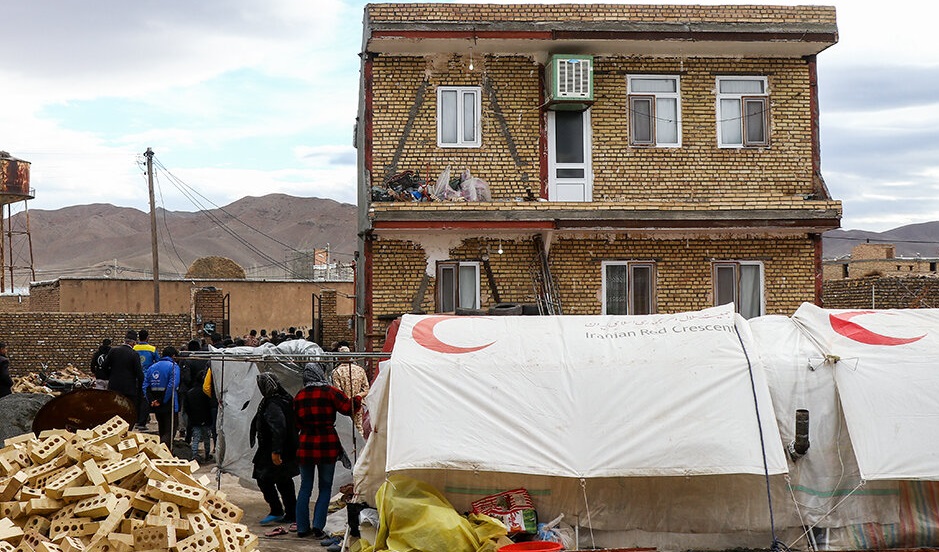 بازسازی واحدهای زلزله‌زده خوی تا خردادماه به پایان می‌رسد