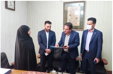 تقدیر نماینده مجلس از کارکنان شعبه عدل قزوین بانک سینا