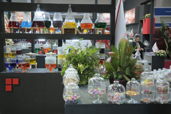 آغاز به کار ششمین نمایشگاه بین المللی صنعت شیشه و تجهیزات وابسته