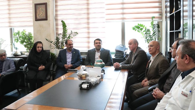 قدردانی مدیرعامل بانک ملی از پزشکان بیمارستان بانک ملی ایران