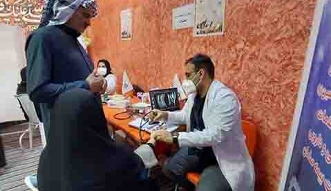 پذیرایی موکب خدمات درمانی بیمه سامان از زائران اربعین حسینی در کربلا