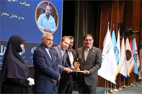 تندیس زرین اجلاس سراسری مسئولیت پذیری اجتماعی و فرهنگ سازمانی به فولاد خوزستان رسید