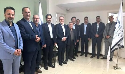 تاکید بر افزایش سودآوری و جلب رضایت سهامداران بانک تجارت