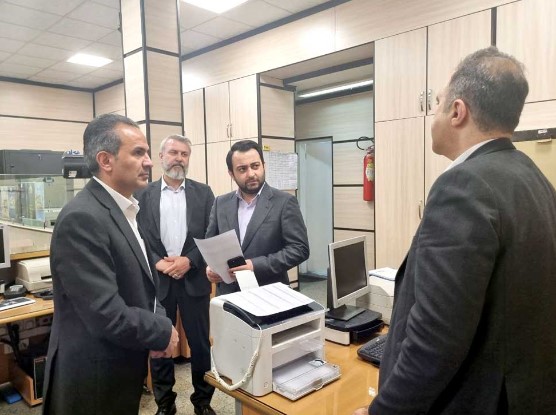 ​بازدید میدانی مدیرعامل بانک صادرات از برخی شعب در ساعات کاری پایانی سال