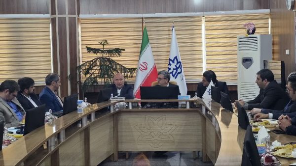 ادامه توسعه همکاری و هم افزایی سازمان منطقه آزاد ماکو با دستگاه های مرکز استان