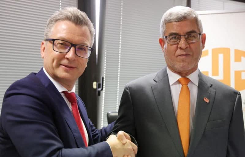 دانیلی به کمک صنایع فولاد لیبی می‌‌آید