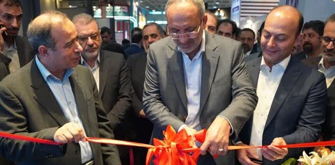 رونمایی از اپلیکیشن خدمات آنلاین بیمه سامان در نمایشگاه الکامپ