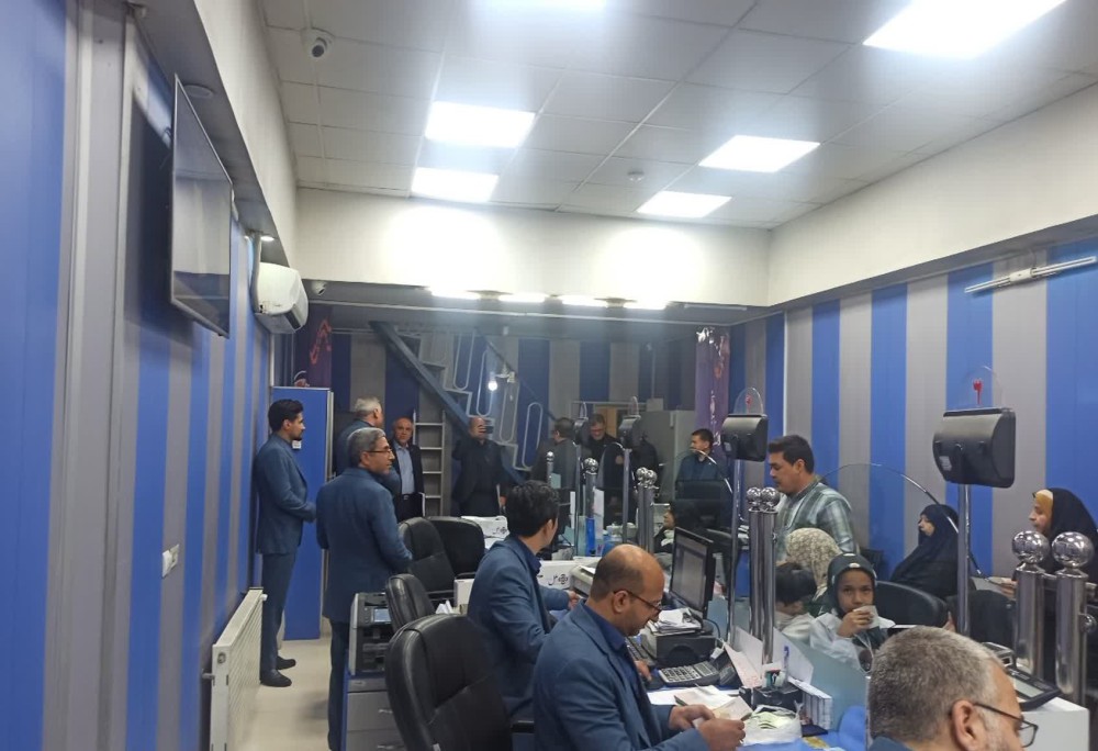 بازدید مدیرعامل موسسه و هیأت همراه از شعب مشهد این موسسه