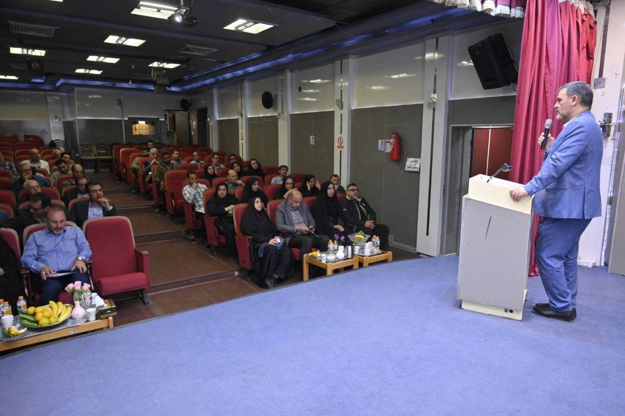 سرعت بخشی به اجرای 100 پروژه محله‌ای با واگذاری به نواحی دهگانه منطقه یک